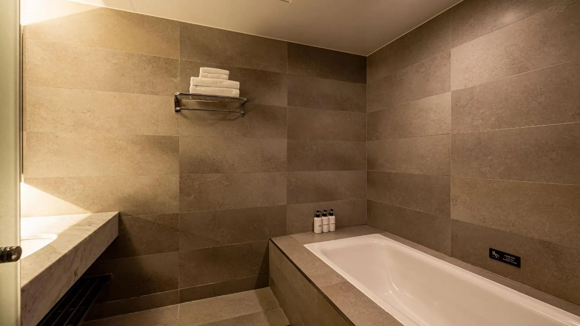 Hotel Sunbee Insadong Seoul